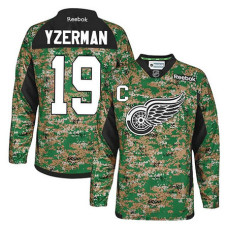 Detroit Red Wings Steve Yzerman #19 Camo Veteran's Day Jersey